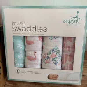 Aden + Anais Muslin Swaddle Blankets (4)